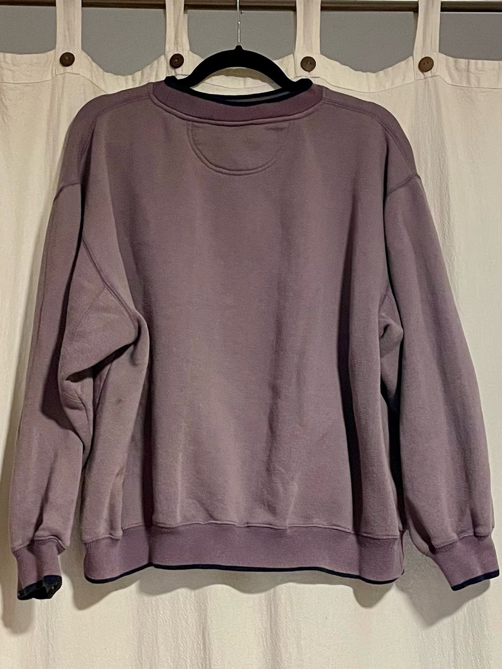 Women’s XL 90s Vintage Disney Mickey Classic Legend Lavender Crewneck Sweatshirt - Picture 2 of 7